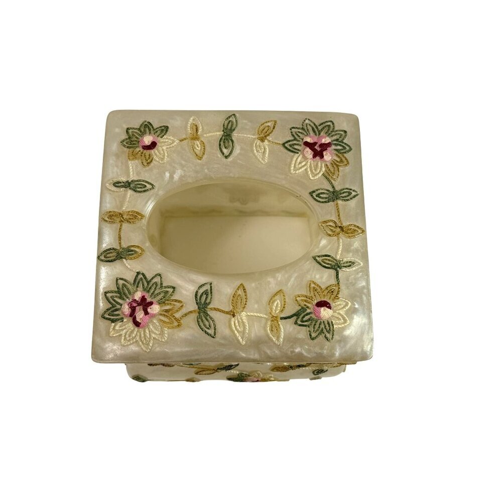 Popular Bath Embroidered Floral Acrylic Tissue Box Cover Cottagecore Grannycore - Picture 4 of 13
